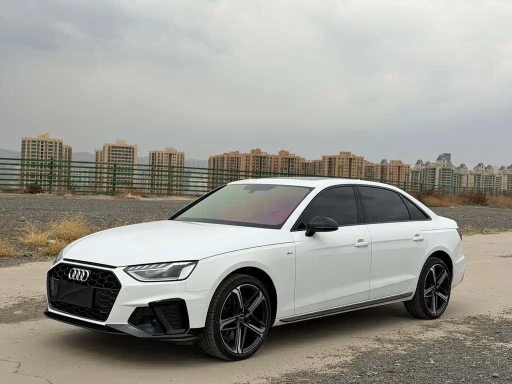 Audi A4L 2025