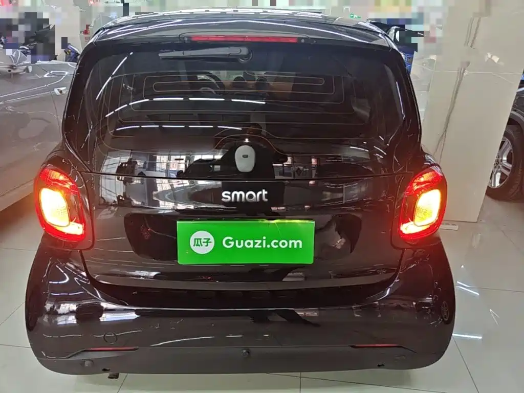 smart Smart Fortwo — миниатюра 6