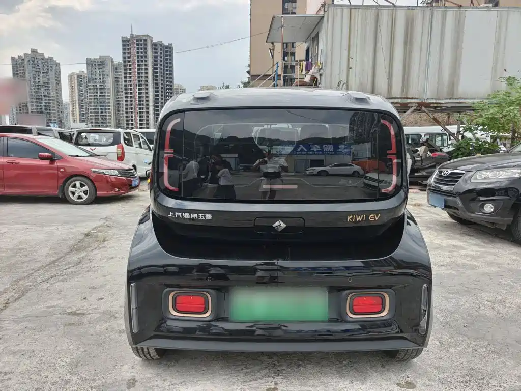 Baojun KiWi EV — миниатюра 6