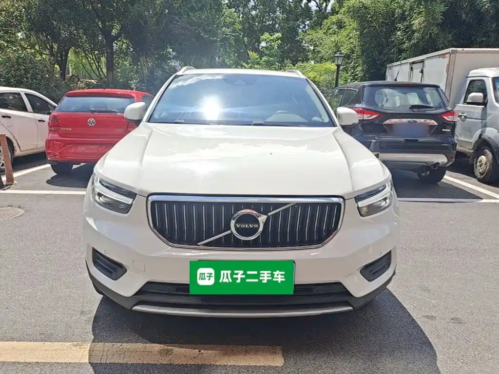 Volvo XC40 — миниатюра 3