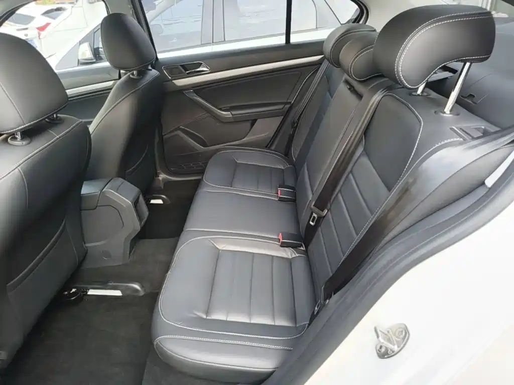 Volkswagen Lavida — миниатюра 17