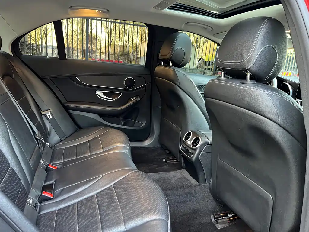 MERCEDES-BENZ C CLASS