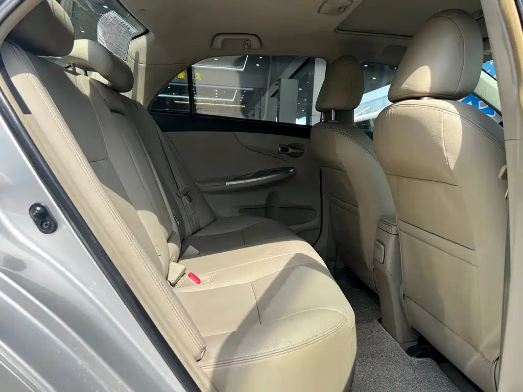 Toyota Corolla — миниатюра 10