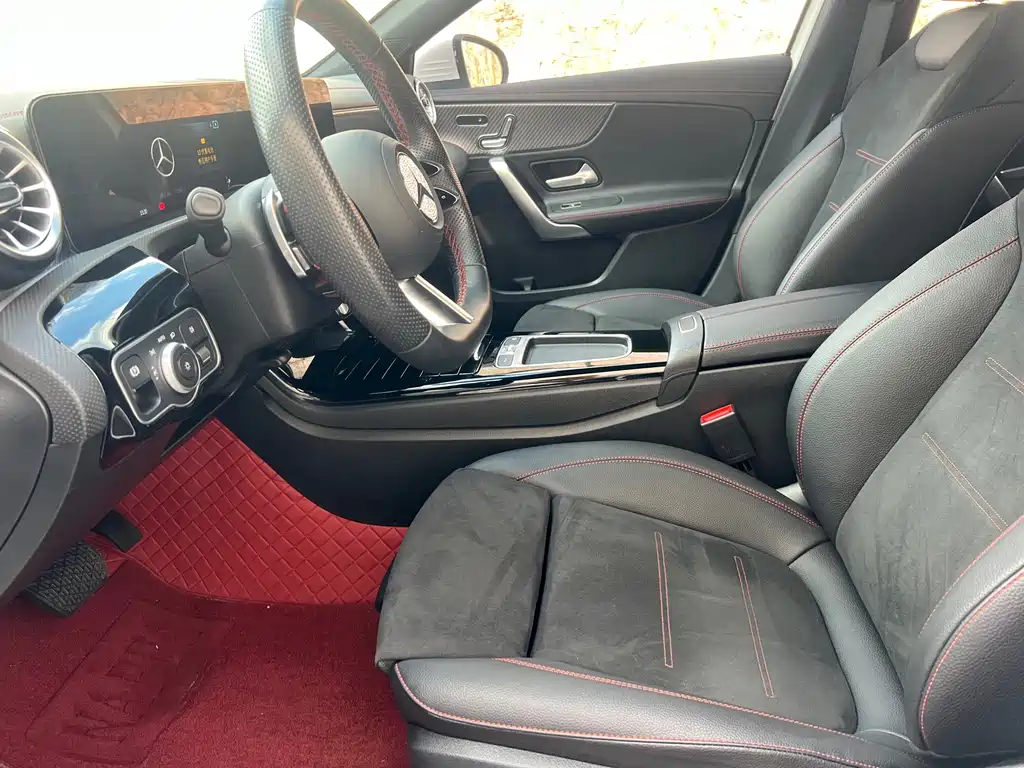 Mercedes-Benz A-Class — миниатюра 4
