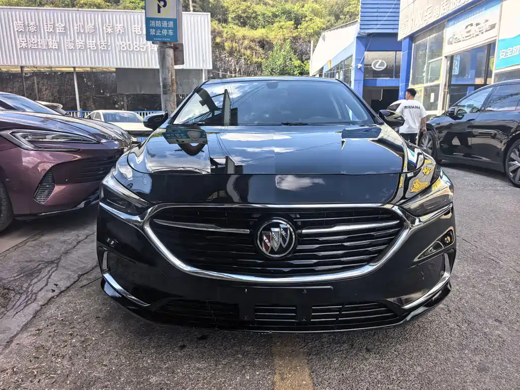 Buick LaCrosse — миниатюра 2