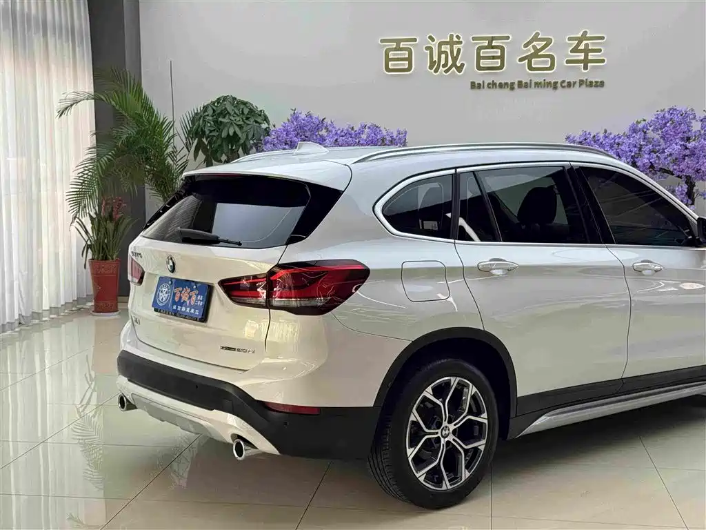 BMW X1 — миниатюра 6