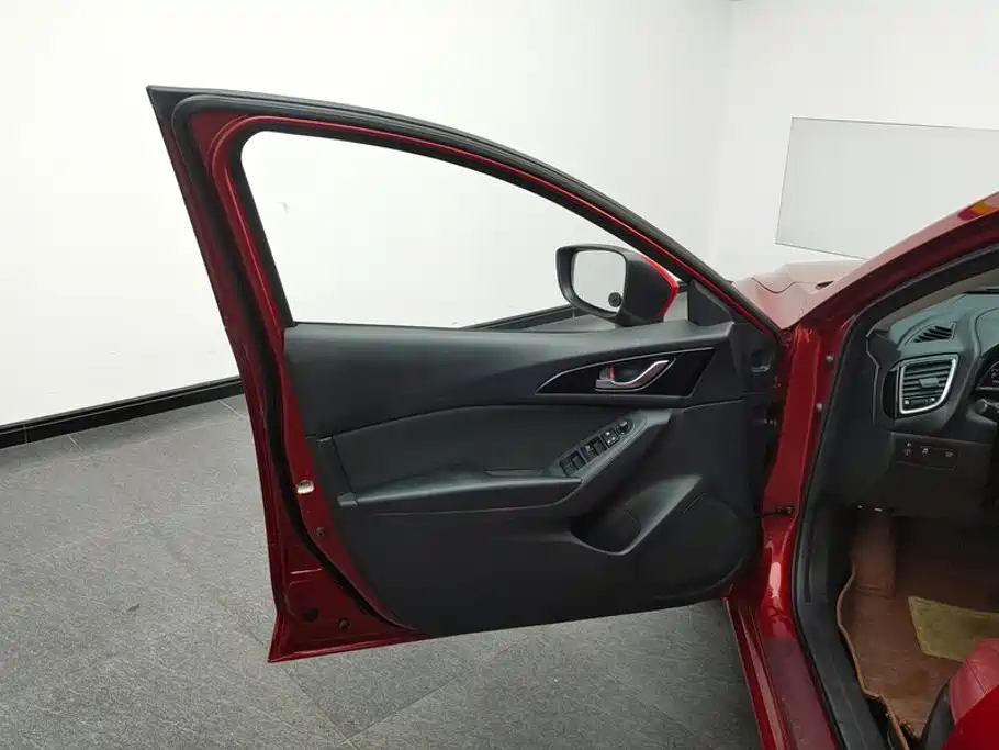 Mazda 3 Axela — миниатюра 7