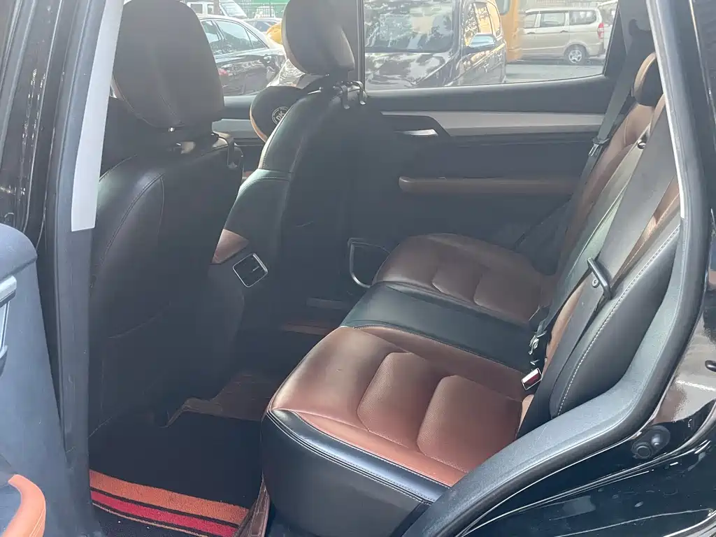 Geely Vision X6 — миниатюра 10