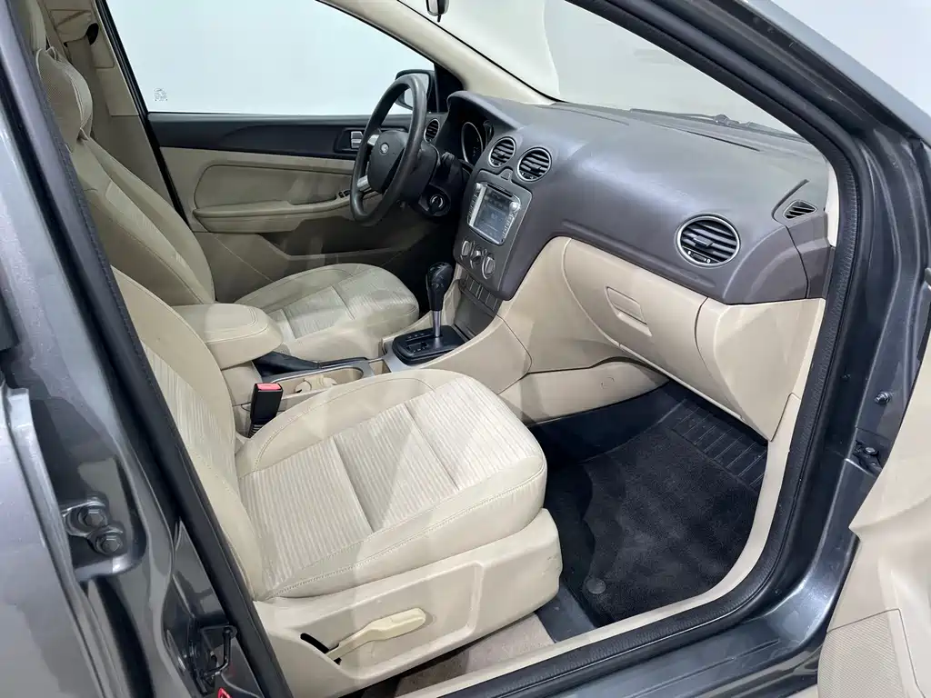 Ford Focus — миниатюра 20