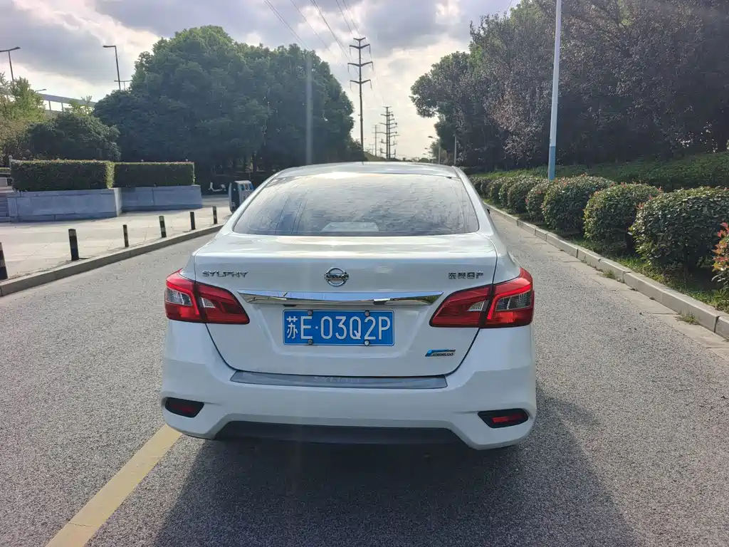 Nissan Sylphy — миниатюра 5