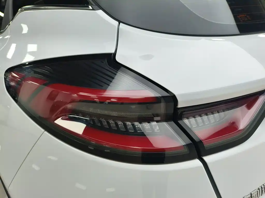 Geely Emgrand S - фото 21