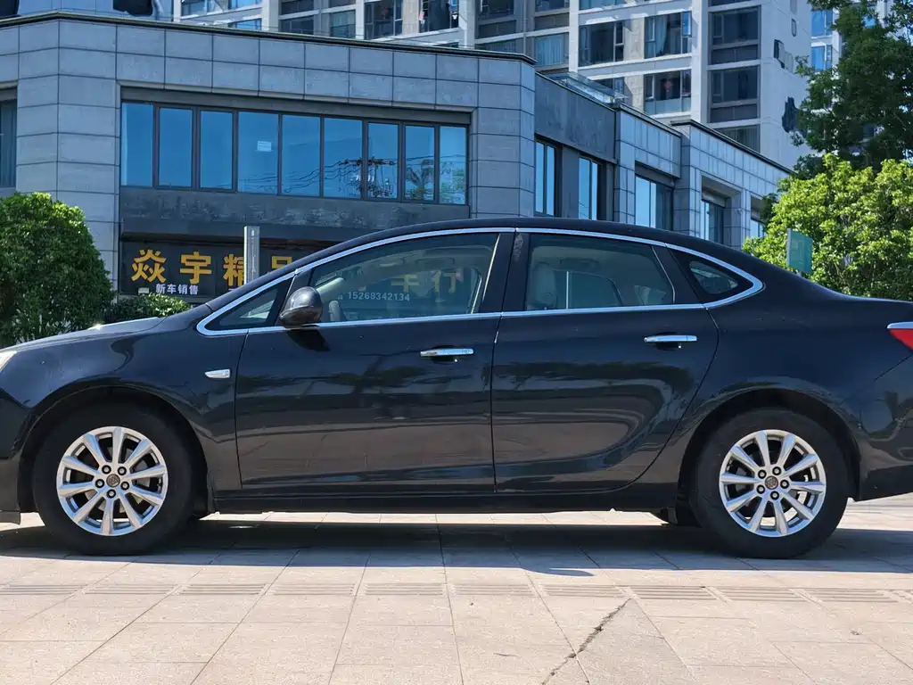 Buick Excelle — миниатюра 3