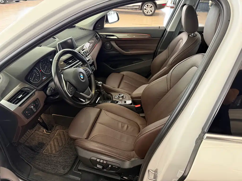 BMW X1 — миниатюра 13