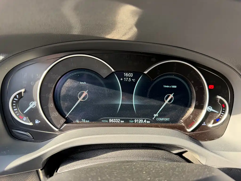 BMW X3 — миниатюра 7