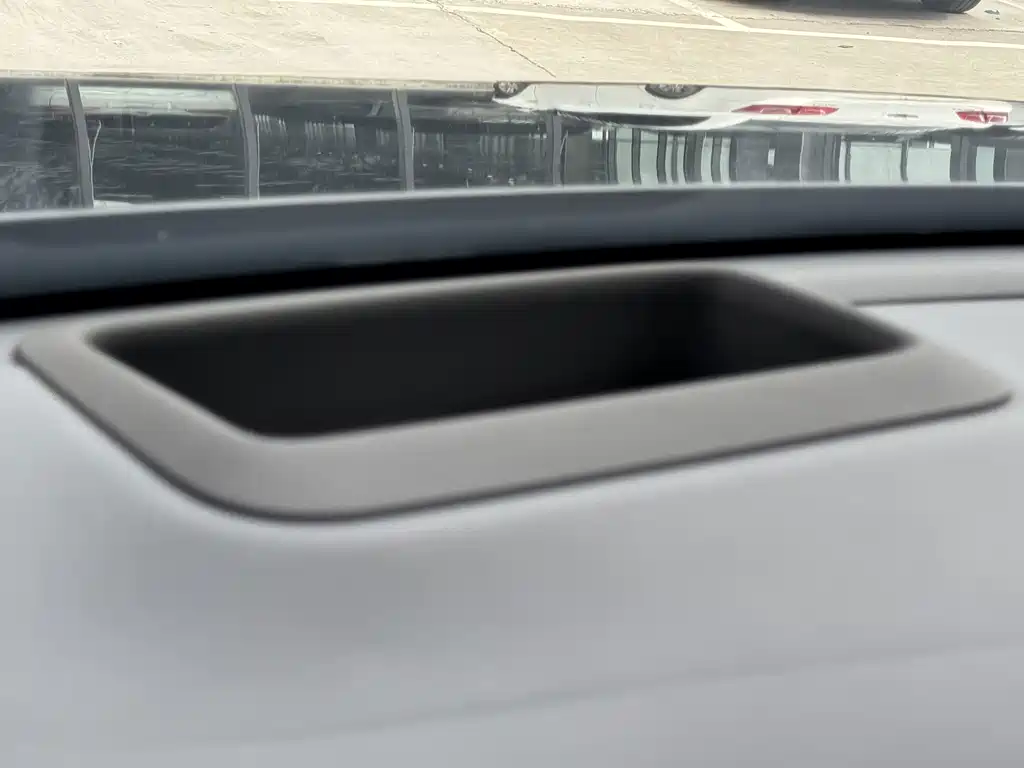 Li Auto Li L9 — миниатюра 9