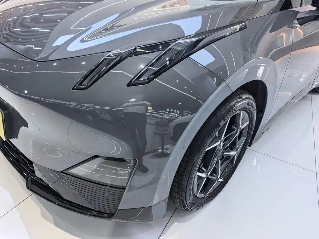 Lynk & Co Z20 — миниатюра 4