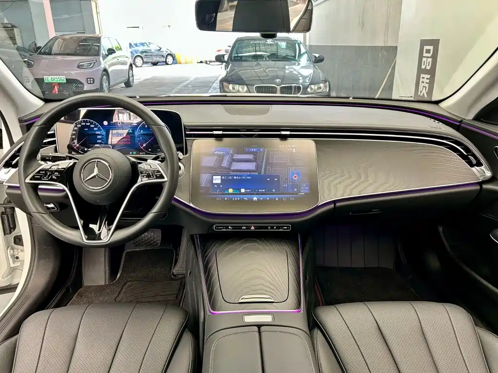 Mercedes-Benz E-Class (Import) — миниатюра 8