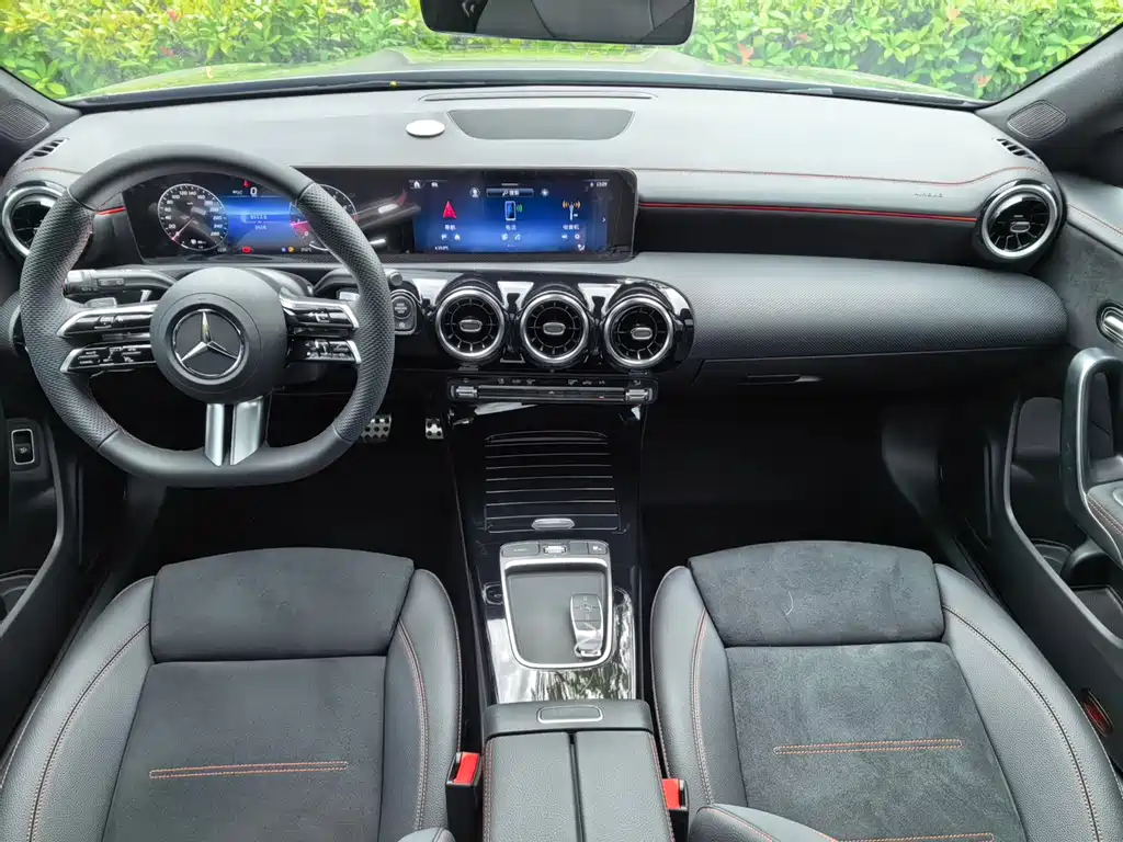 Mercedes-Benz CLA (Import) — миниатюра 18
