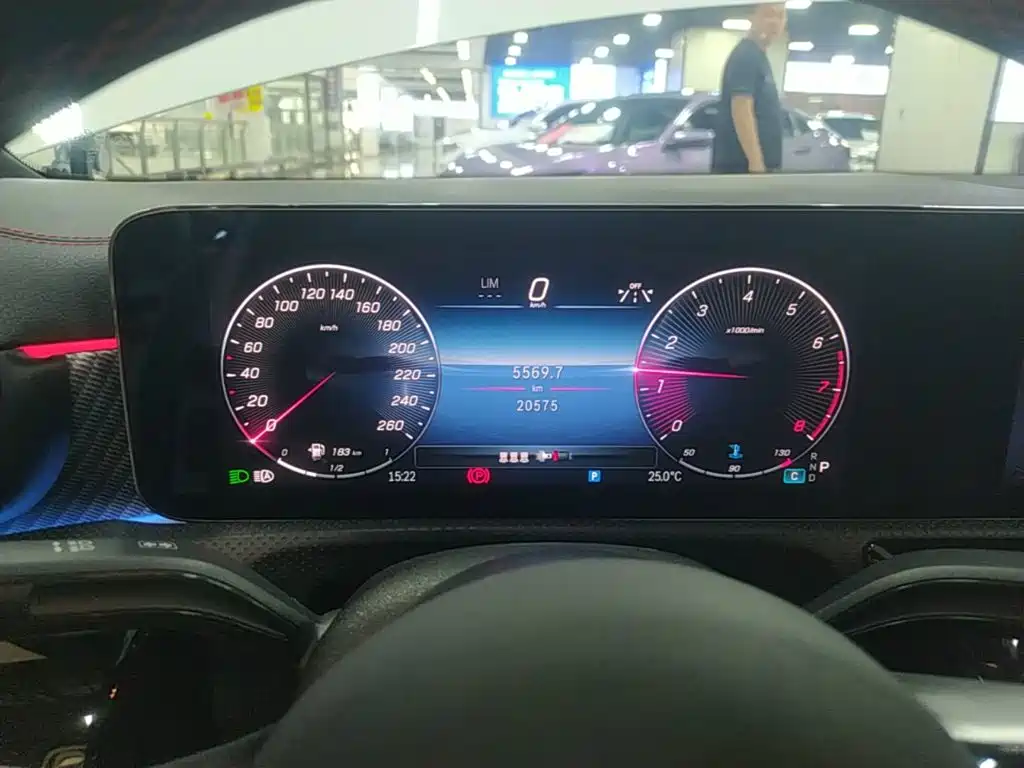 Mercedes-Benz A-Class — миниатюра 12