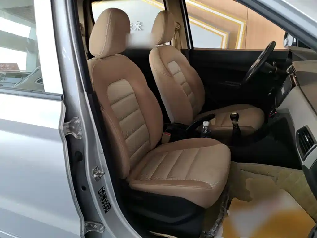 Wuling Hongguang — миниатюра 25