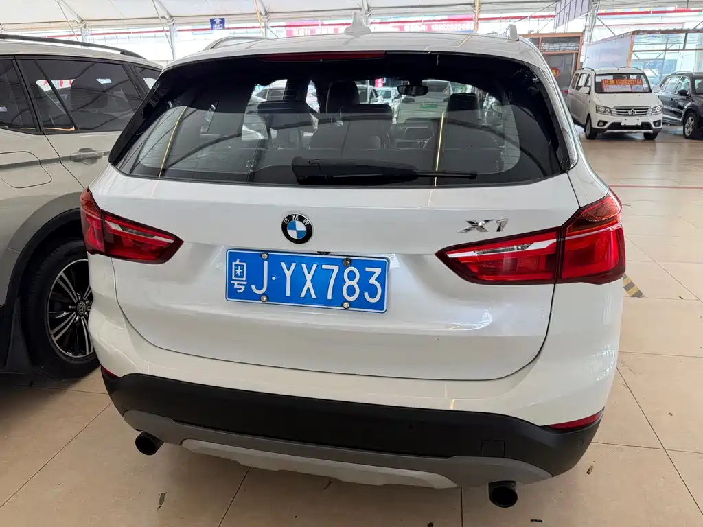 BMW X1 — миниатюра 12