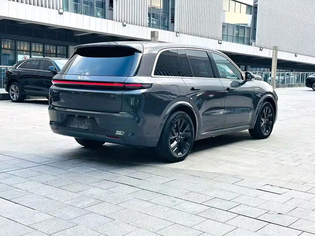 Li Auto Li L8 — миниатюра 9