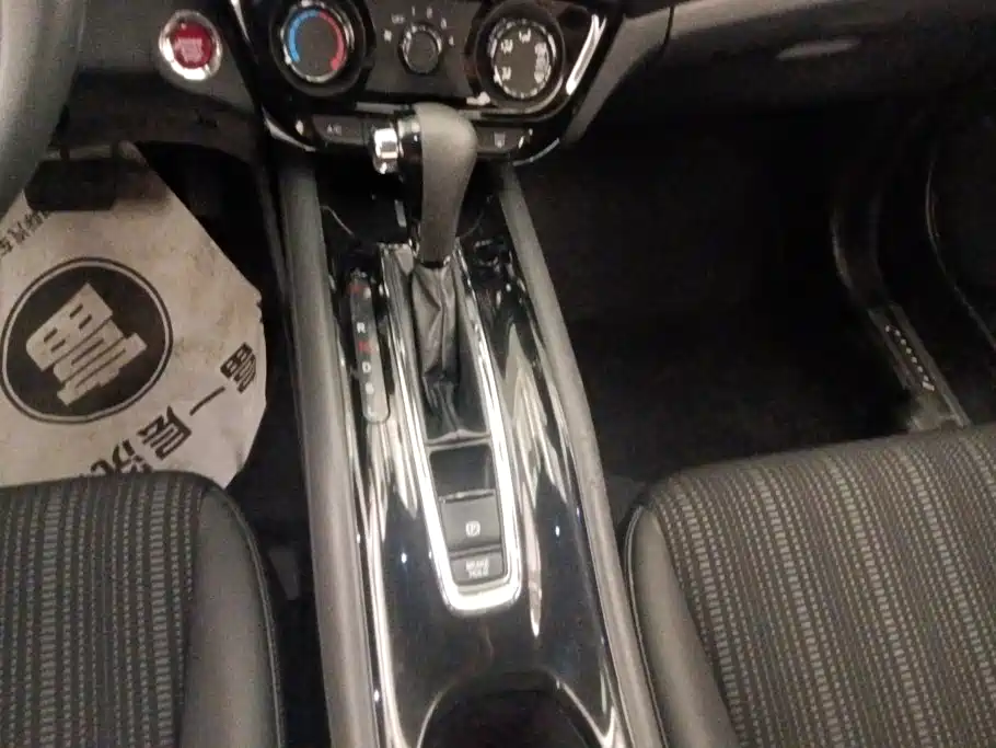 Honda Vezel — миниатюра 16