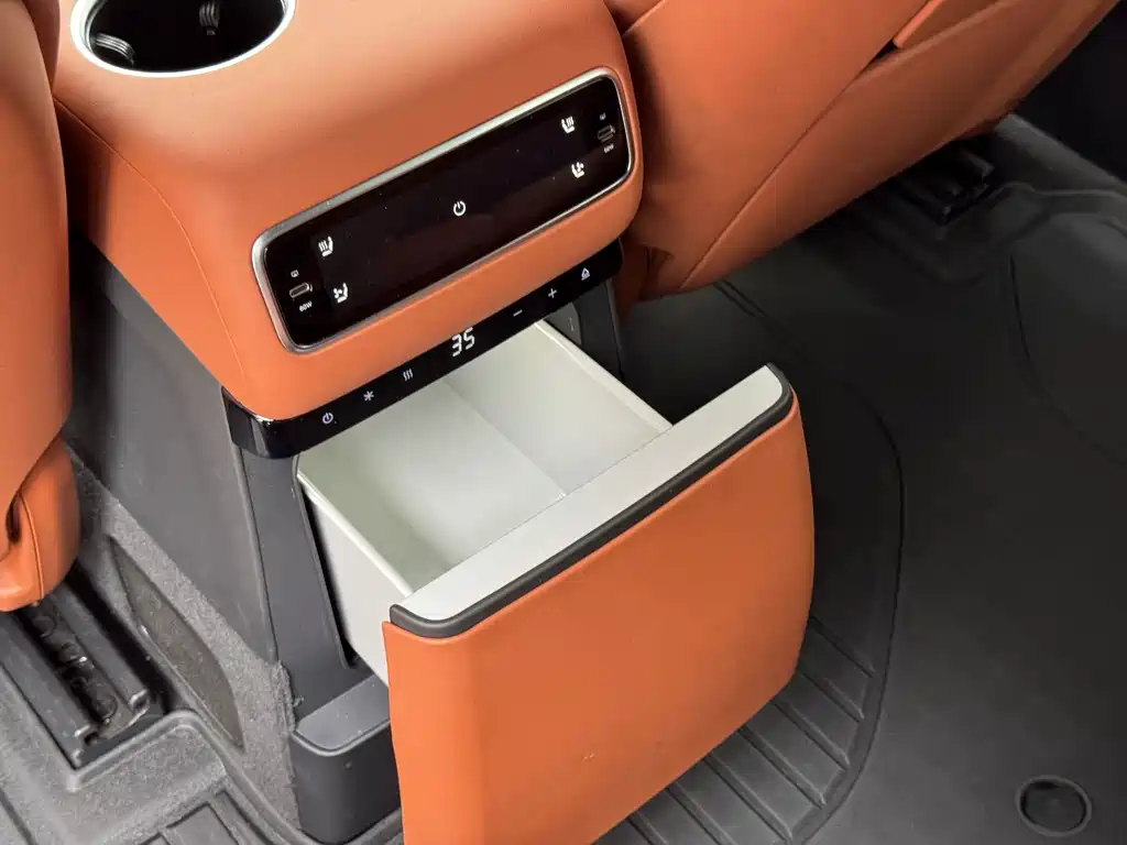 Li Auto Li L9 — миниатюра 5