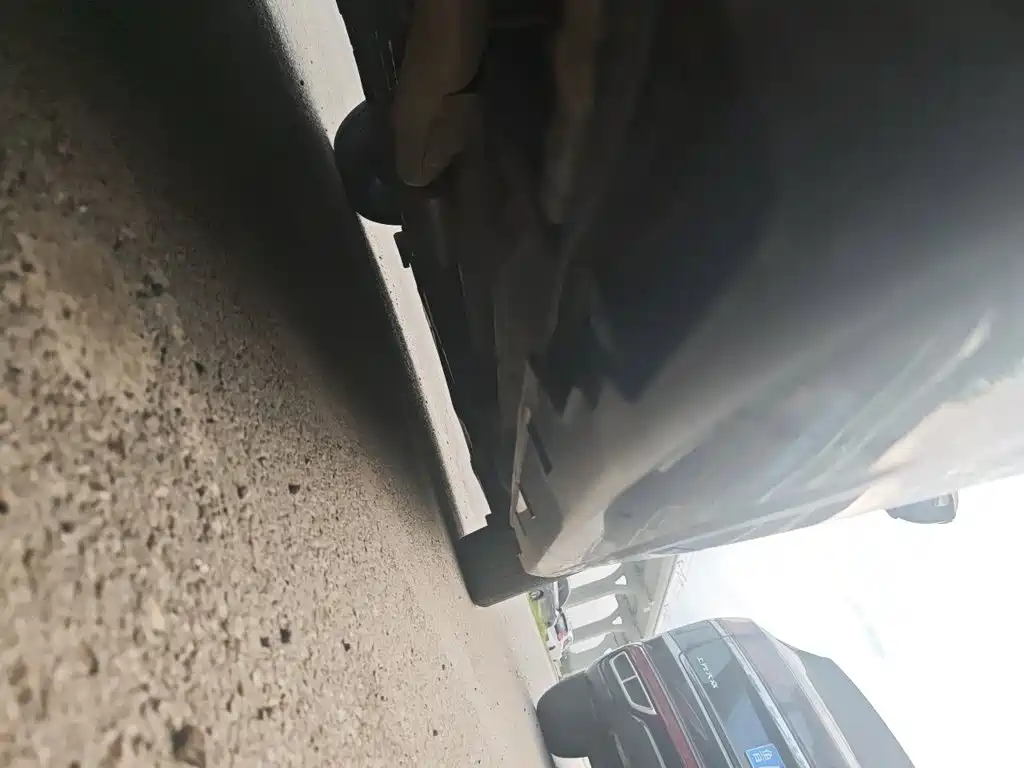 BYD MAX — миниатюра 17