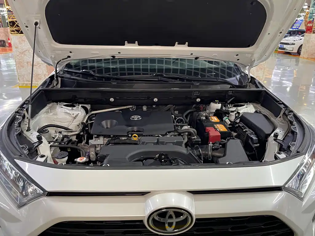 Toyota RAV4 — миниатюра 17