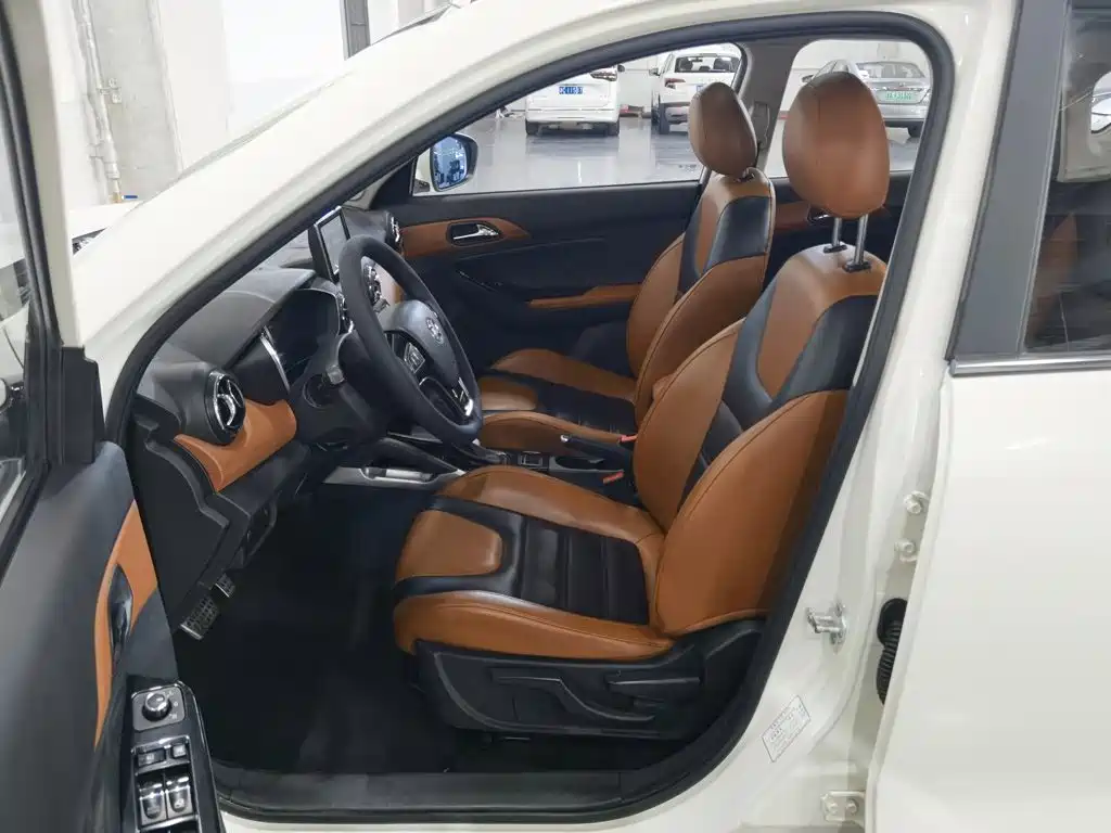 BAIC Senova X35 — миниатюра 10