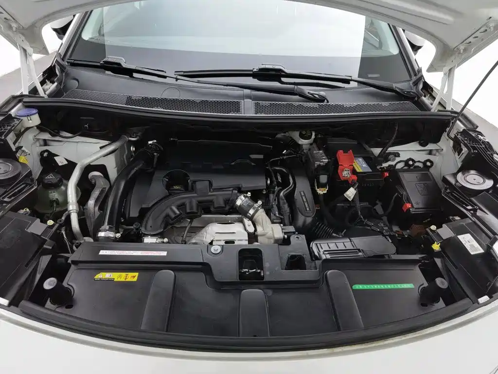 Peugeot 5008 — миниатюра 6