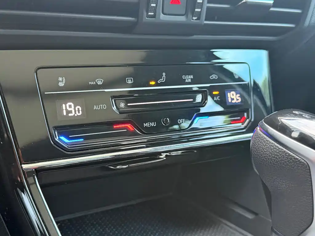 Volkswagen Passat — миниатюра 13
