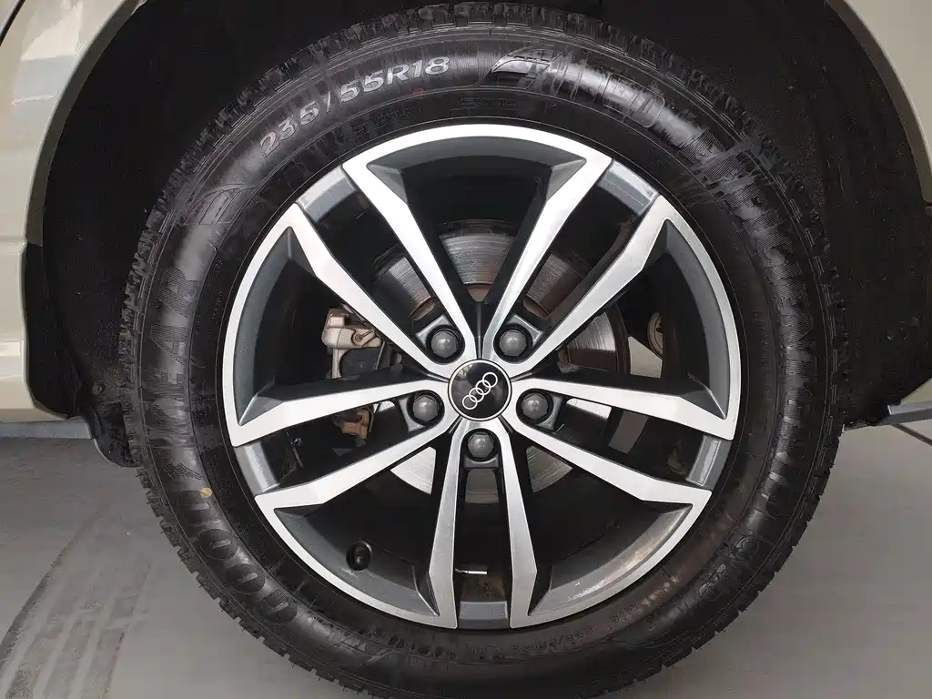 Audi Q3 2021 35 TFSI