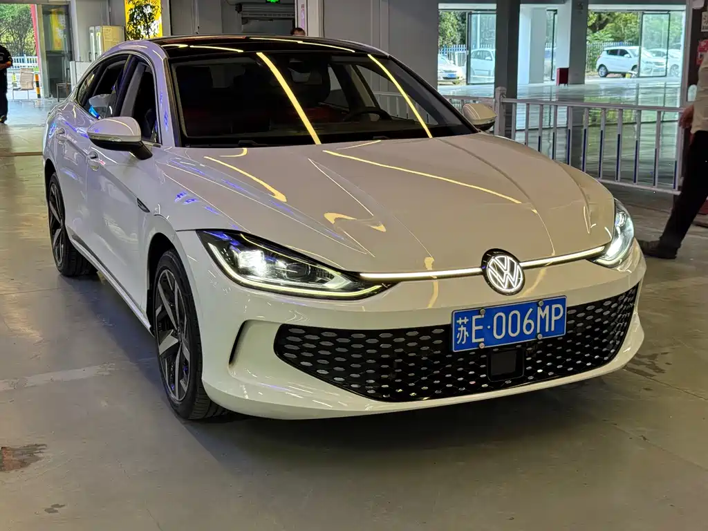 Volkswagen Lamando — миниатюра 4