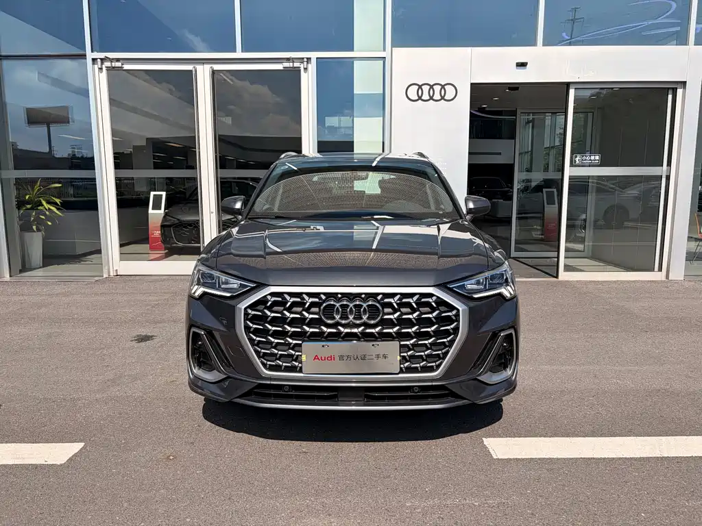Audi Q3 — миниатюра 2
