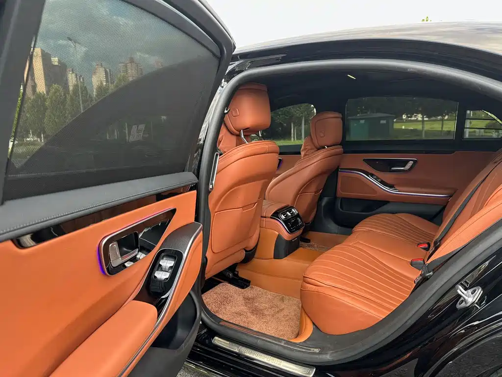 Mercedes-Benz S-Class — миниатюра 8
