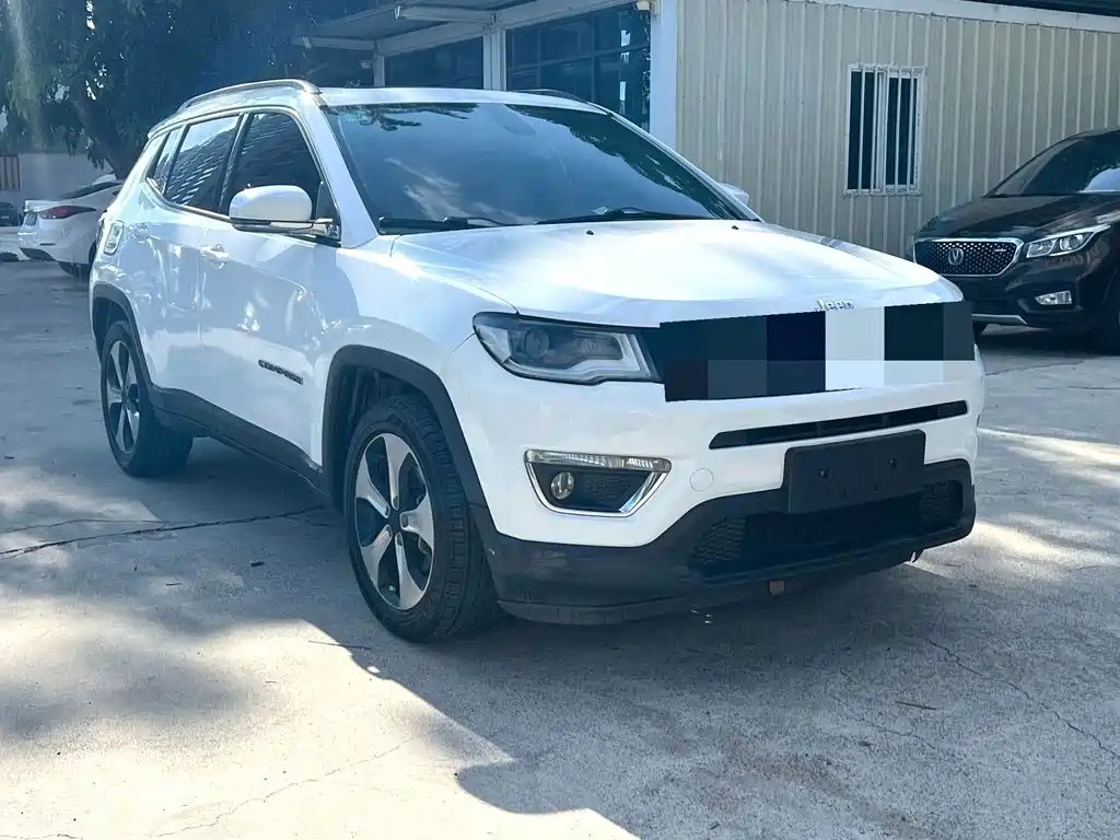 Jeep Compass — миниатюра 4