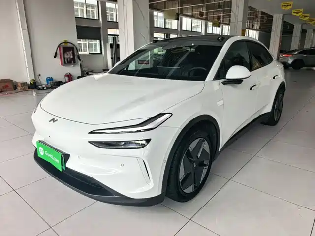 2025 Nio L60