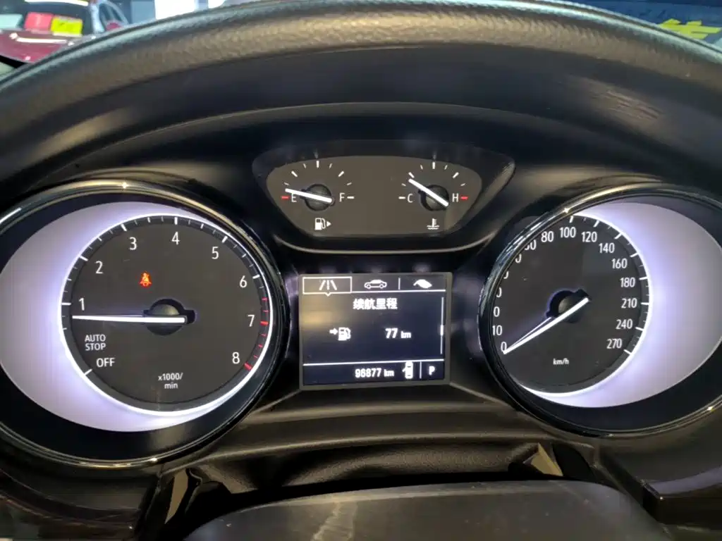 Buick Verano — миниатюра 12
