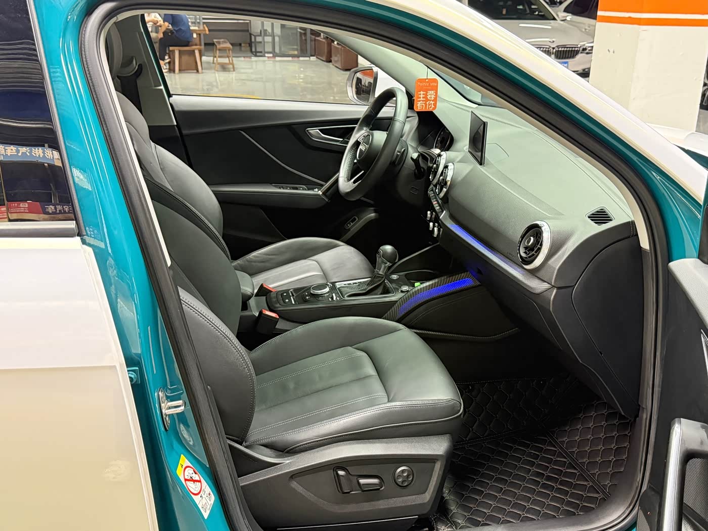 Audi Q2L 1.4 л 2023 г. Голубой, пробег 13000 км