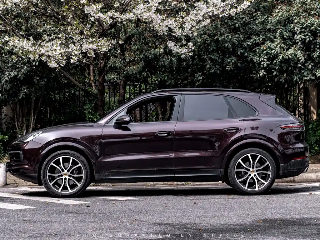 Porsche Cayenne — миниатюра 2