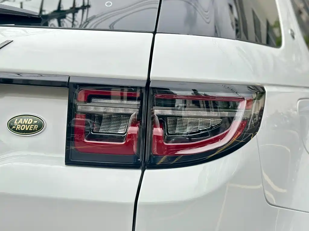 Land Rover Discovery Sport — миниатюра 8