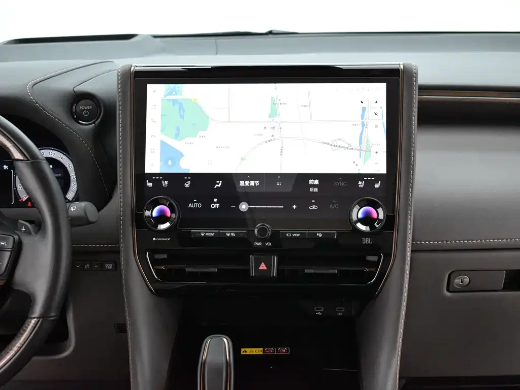 Toyota Alphard — миниатюра 8