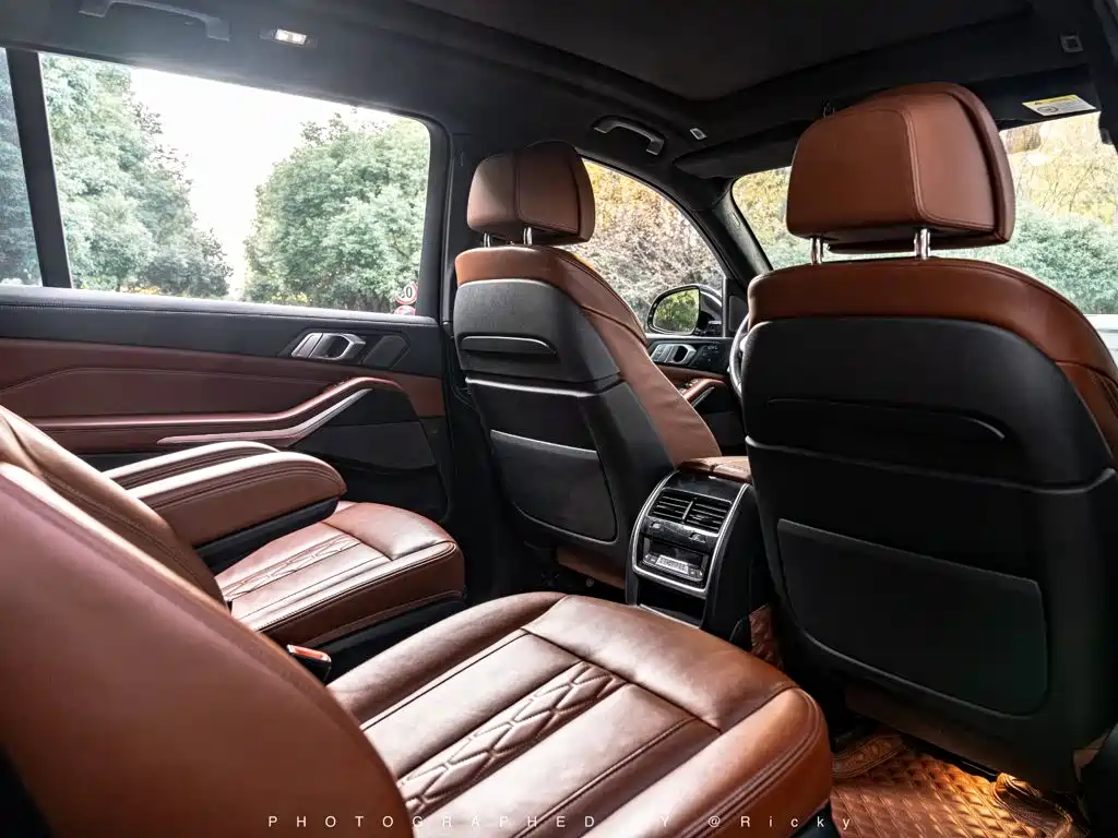BMW X7 — миниатюра 13