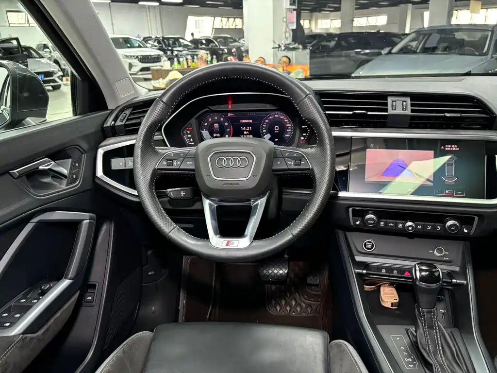 Audi Q3 Sportback — миниатюра 13