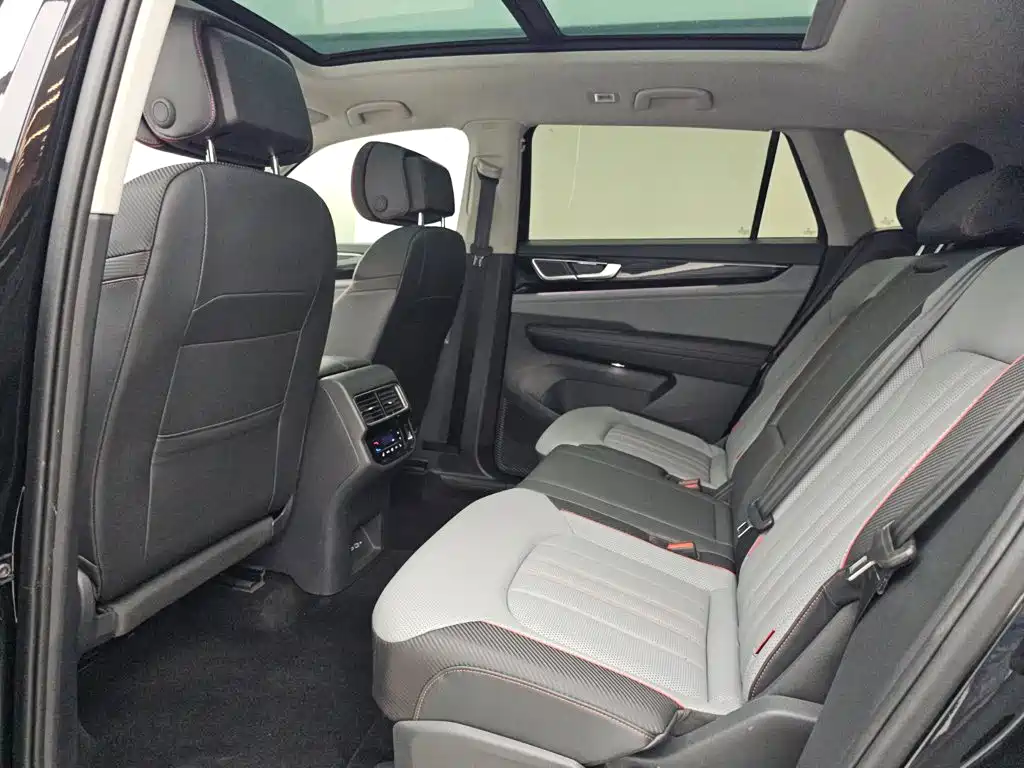 Volkswagen Teramont — миниатюра 12