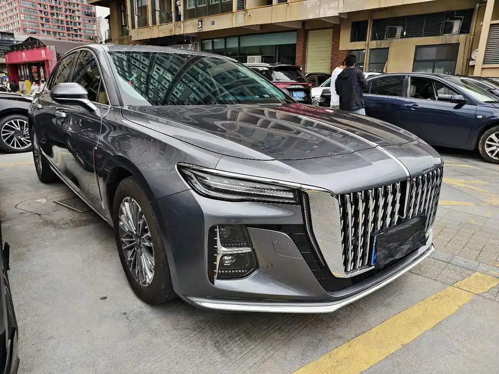 Hongqi Hongqi H5 — миниатюра 3