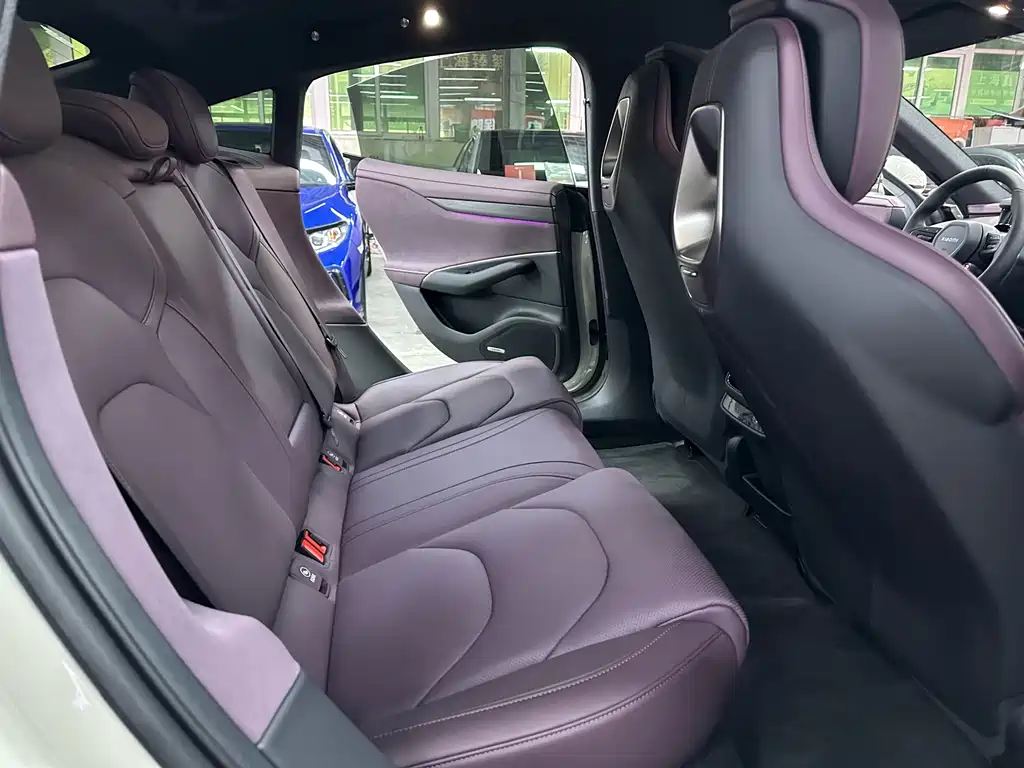 XIAOMI CAR XIAOMI SU7