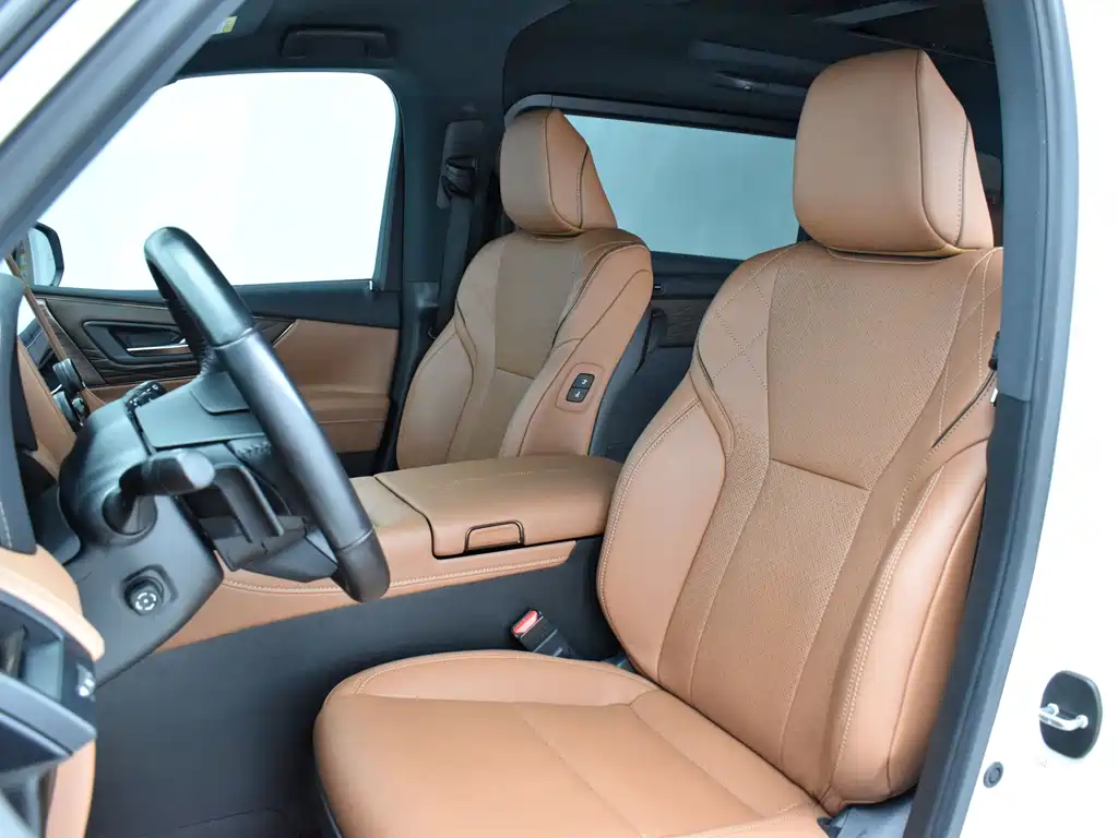 Toyota Vellfire — миниатюра 11